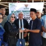 Ketua DPRD Tanjab Timur Kunjungi Korban Kebakaran di Sungai Itik, Salurkan Bantuan