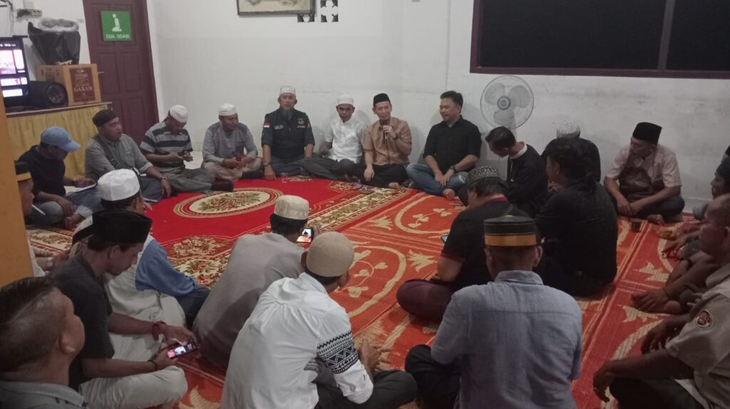 Buka Bareng Bupati Dan Wakil Bupati Tanjabtim  Bersama Wartawan.