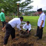 Hari Bumi 2025,MTsN 2 Tanjabtim Tanam Pohon Matoa.