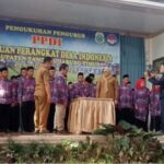 Bupati Dilla Hikmah Sari Kukuhkan 718 Orang PPDI Se-Tanjabtimur.