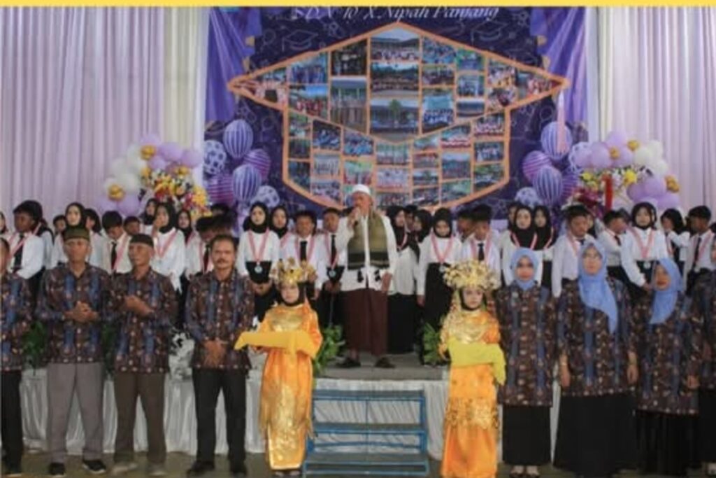 Pelepasan Siswa-siswi Kelas VI SDN 10.2024/2025.